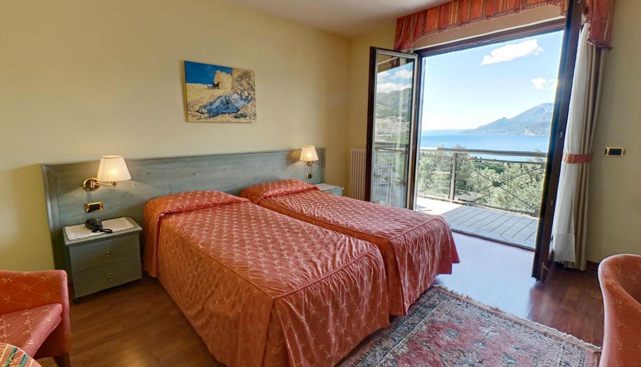 Hotel Bellavista Malcesine Exteriör bild